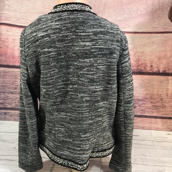 Talbots woman’s sweater size S - Picture 2 of 5